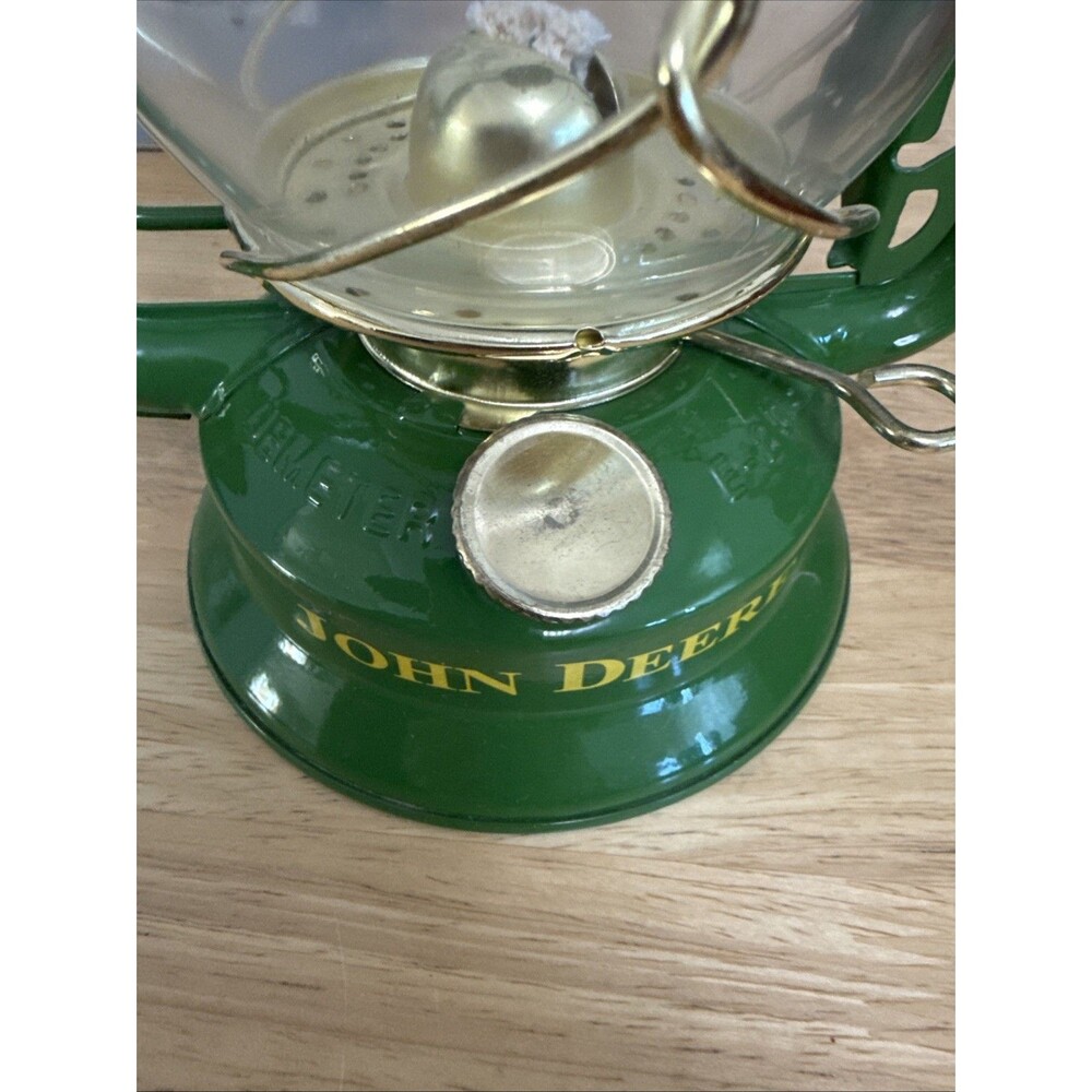 John Deere Lantern Moline IL S&D 3 Fuel Kerosene Lamp Oil Citronella New - Picture 4 of 8